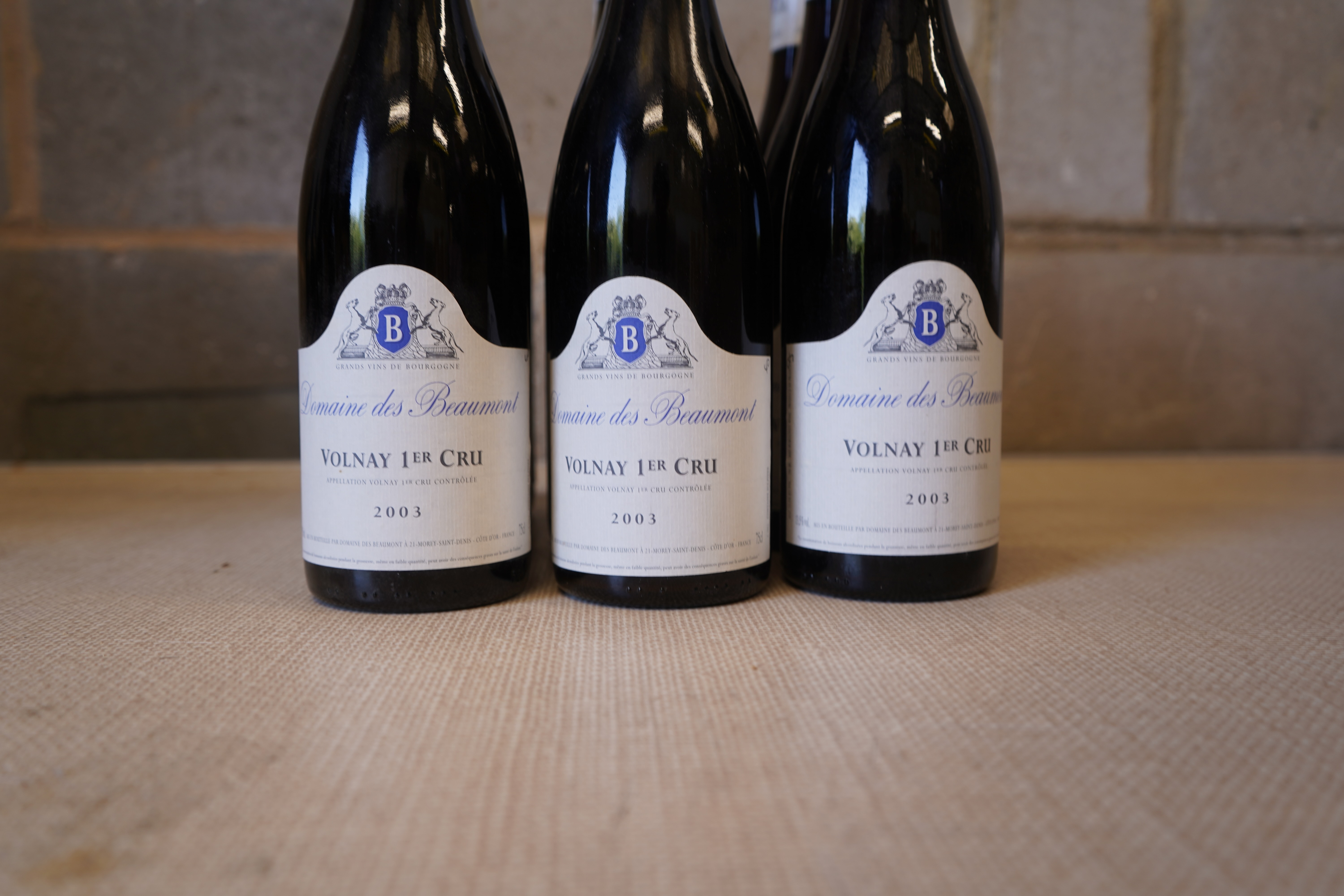 Domaine des Beaumont, Volnay Premier Cru, 2003